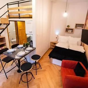 Chic Loft At Center With Ac Apartment Budapest